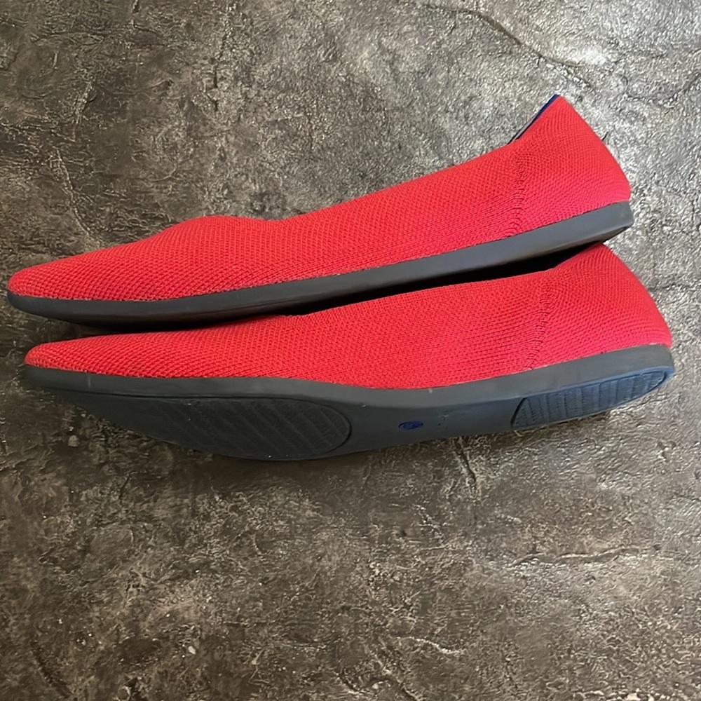 Rothy’s pointed flats. Used a couple times with some light scuffs on the side. - Picture 3 of 7